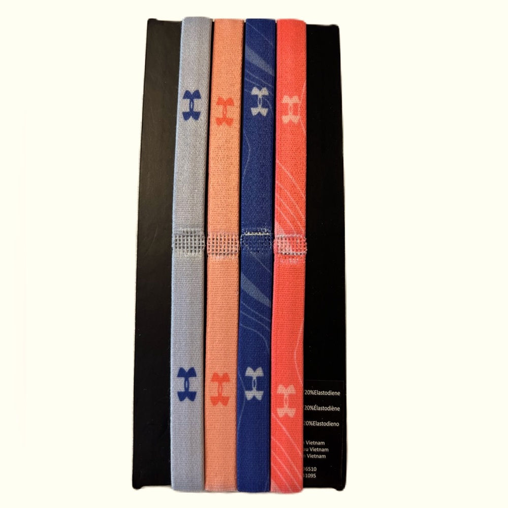 Set of 4 NIB women’s Under Armor mini headbands